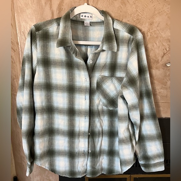 dā-sh Tops - Da-sh Green/Blue Flannel-Style Plaid Shirt — Women’s L